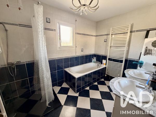 Maison à vendre 6 pièces 136 m² Coutances