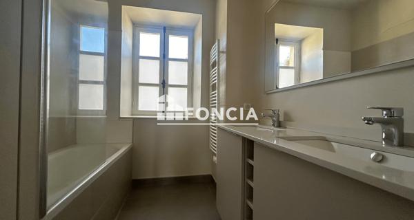 Location Appartement 4 pièces 90.1 m² - Bougival 78380