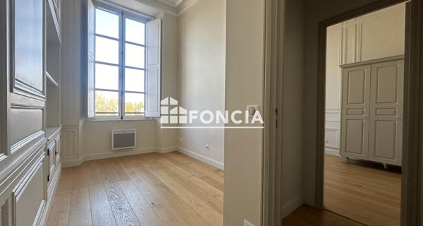 Location Appartement 4 pièces 90.1 m² - Bougival 78380