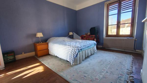 Maison de village avec jardin