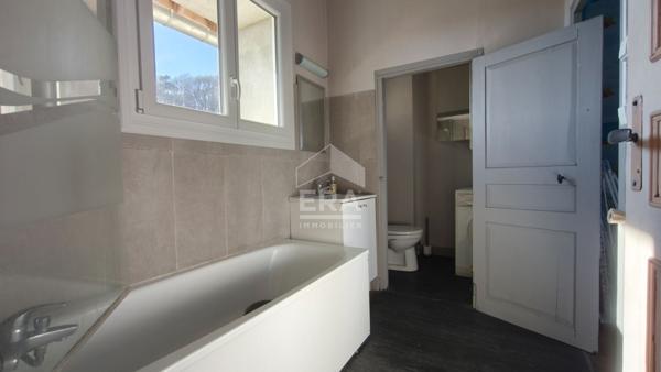 Maison de village avec jardin