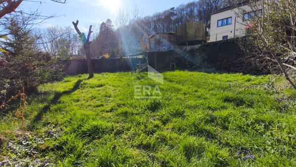 Maison de village avec jardin