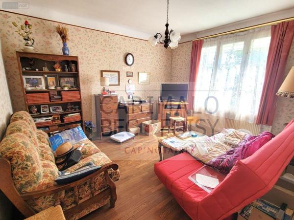 Maison à vendre à Cloyes-les-Trois-Rivières dans l'Eure-et-Loir (28220), ref : JS/910