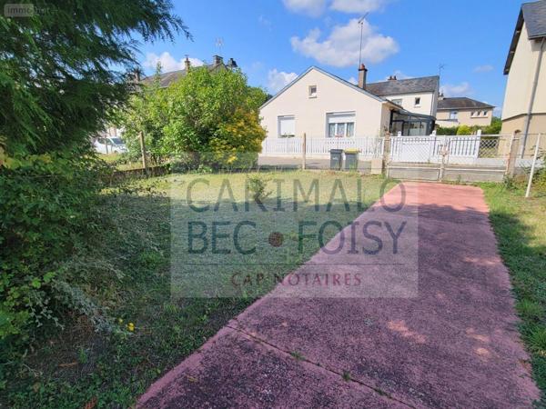 Maison à vendre à Cloyes-les-Trois-Rivières dans l'Eure-et-Loir (28220), ref : JS/910