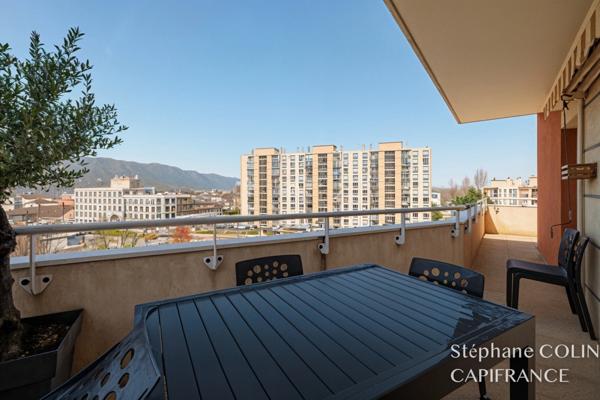 Appartement à vendre 5 pièces LE PONT DE CLAIX (38)