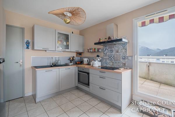 Appartement à vendre 5 pièces LE PONT DE CLAIX (38)