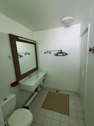 Superbe studio avec piscine et accès mer!