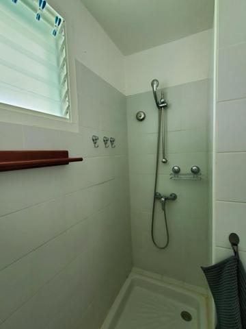 Superbe studio avec piscine et accès mer!