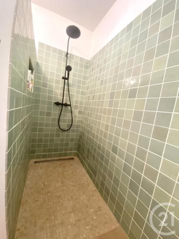 Appartement T4 à vendre  4 pièces - 140,73 m2 SIX FOURS LES PLAGES - 83