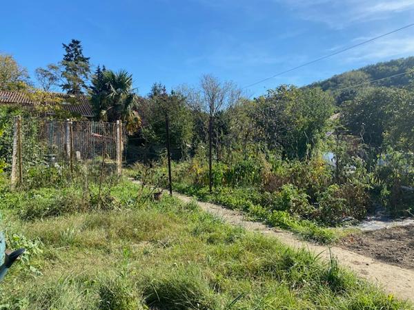 Terrain Dalou 284 m2