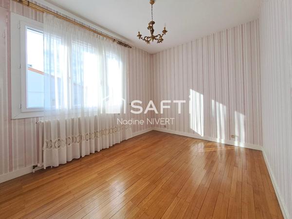 Maison non mitoyenne 128M2,3 chambres,garage 32M2