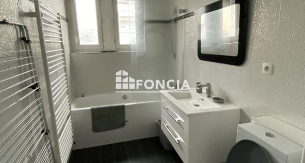 Location Studio meublé 33.76 m² - Le Mans 72000