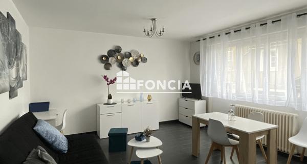 Location Studio meublé 33.76 m² - Le Mans 72000