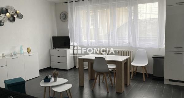 Location Studio meublé 33.76 m² - Le Mans 72000