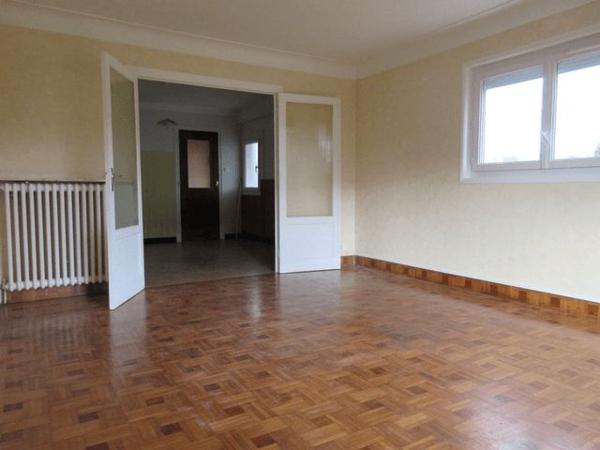 Location Appartement 3 pièces 75.1 m² - 9 RUE DES LILAS Bidos 64400