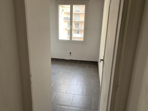 Toulon - Appartement T2 - 47 m2 - Cave