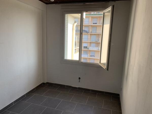 Toulon - Appartement T2 - 47 m2 - Cave