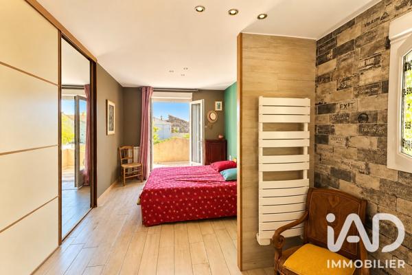 Maison à vendre 4 pièces 118 m² Jonquières-Saint-Vincent