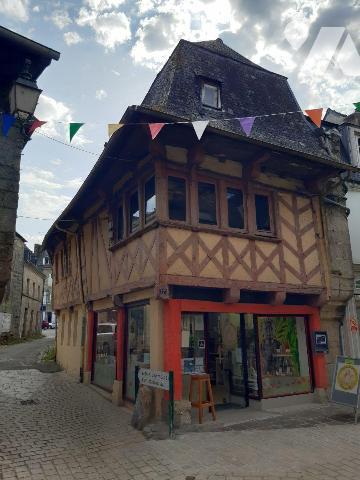 Immeuble mixte à vendre ? PONTIVY (56300) ? Hyper centre-ville
Idéal investisseur !
Situé en ...
