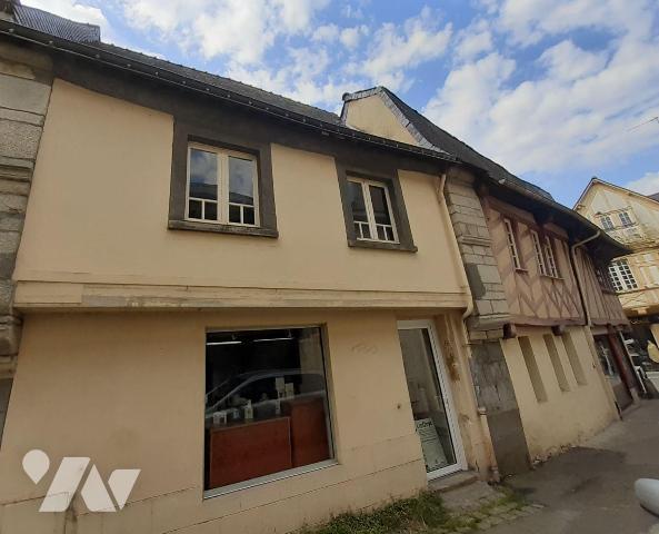 Immeuble mixte à vendre ? PONTIVY (56300) ? Hyper centre-ville
Idéal investisseur !
Situé en ...