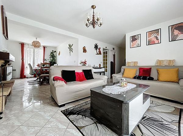 Maison à vendre à Méry sur Oise - 4 chambres et 1 bureau, 114 m²