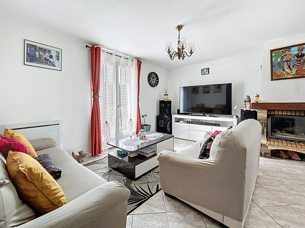 Maison à vendre à Méry sur Oise - 4 chambres et 1 bureau, 114 m²