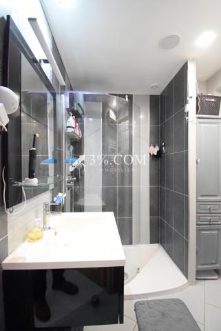 Maison 8 pièce(s) 5 chambre(s) 160 m²