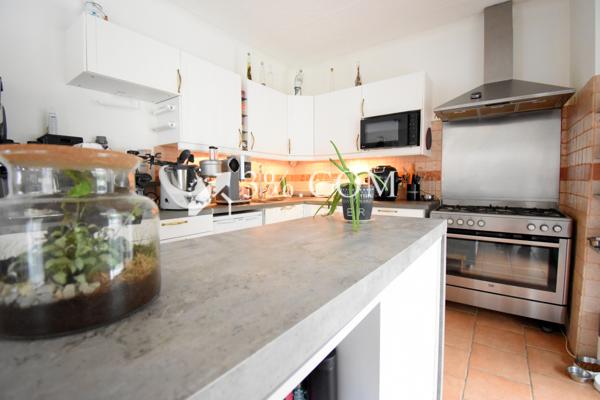 Maison 8 pièce(s) 5 chambre(s) 160 m²
