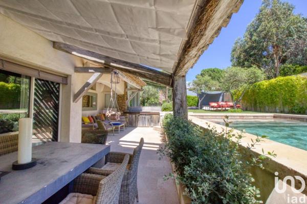 Maison à vendre 8 pièces 264 m² Sainte-Maxime