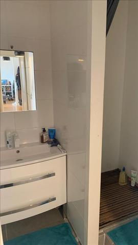 Appartement à louer 966 € CC BORDEAUX 3 p 62 m² DPE C