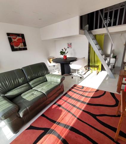 Angliers : Maison  2 pièces, 1 chambre, terrasse 22 m2