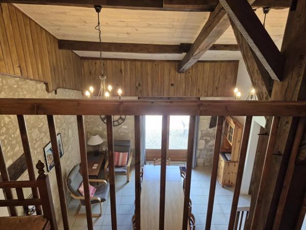 Charmante maison française avec vue et deux logements indépendants, à seulement 15 minutes d’Eymet