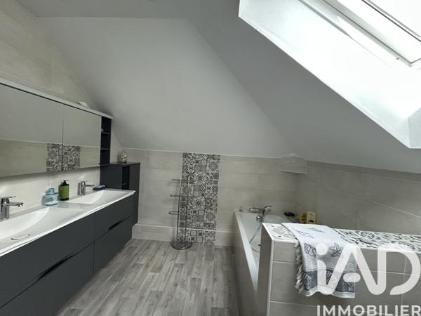 Maison à vendre 6 pièces 164 m² Allonnes