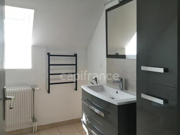 Saint-Cyr-sur-Loire (Indre-et-Loire), à vendre MAISON 7 pièces de 151 m²