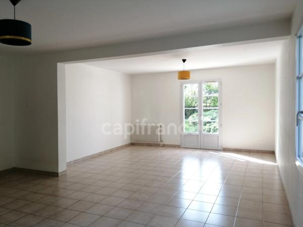 Saint-Cyr-sur-Loire (Indre-et-Loire), à vendre MAISON 7 pièces de 151 m²