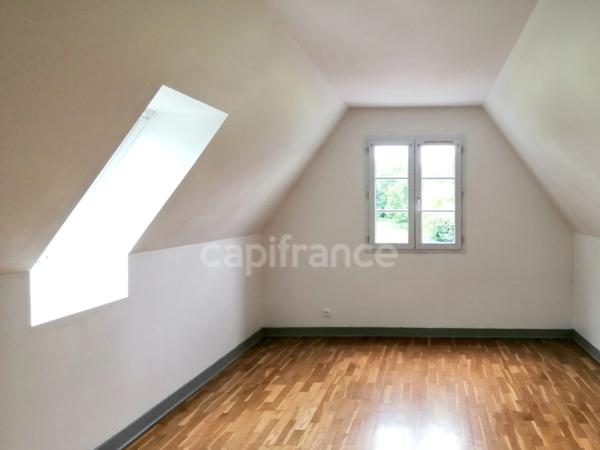 Saint-Cyr-sur-Loire (Indre-et-Loire), à vendre MAISON 7 pièces de 151 m²
