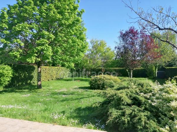 Saint-Cyr-sur-Loire (Indre-et-Loire), à vendre MAISON 7 pièces de 151 m²