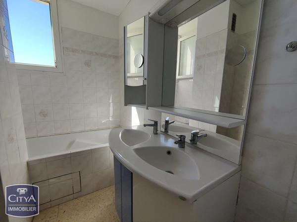 Appartement à vendre 5 pièces 93.5m² Nîmes (30000)
