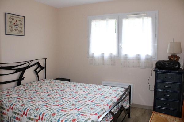 Langogne Maison  5 pièce(s) 172 m2 avec 4 chambres double garage vue dégagée