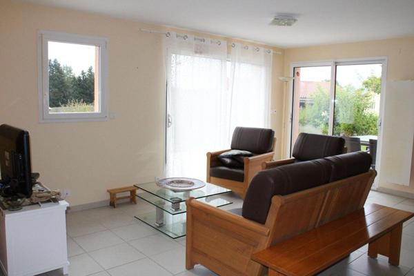 Langogne Maison  5 pièce(s) 172 m2 avec 4 chambres double garage vue dégagée