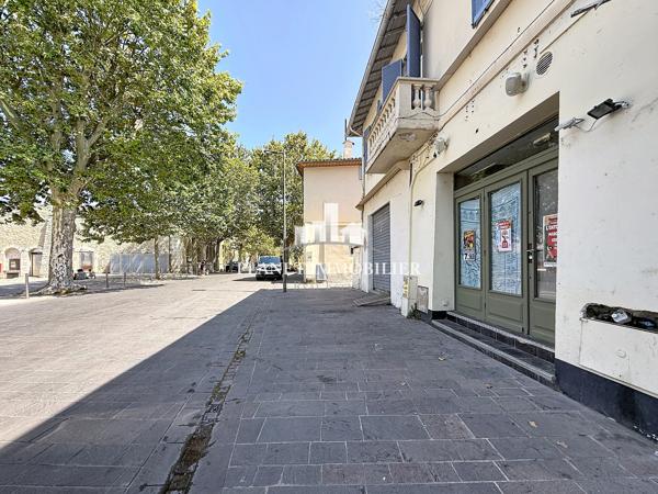ANTIBES PORT VAUBAN IMMEUBLE A VENDRE