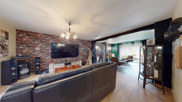 Belle maison en pierre entièrement rénovée à Montmédy