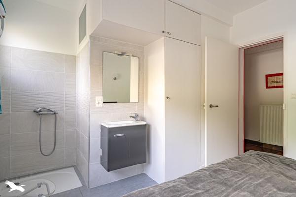 Maison à vendre |                                       Vaux-sur-Mer |                                        6 pièces  |  187 m²
