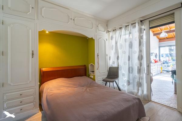 Maison à vendre |                                       Vaux-sur-Mer |                                        6 pièces  |  187 m²