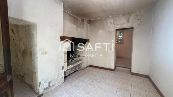Mazet nîmois à rénover sur 1 200 m² arborés