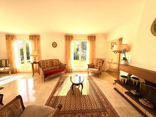 A vendre quartier calme du CLOS DAME GILLE, maison indépendante de 140 m² habitables !