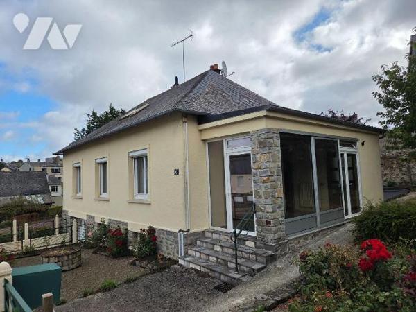MAYENNE- Pavillon sur sous-sol avec accès de plain pied au coeur de la ville, quartier Notre Da...