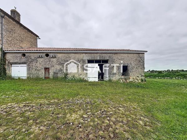Belle Grange à rénover BALZAC