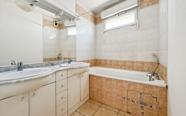 Appartement à vendre    3 pièces • 58,89 m2 Béziers