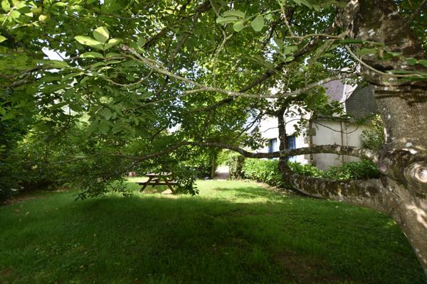 GRAND CHAMP - Maison des années 70 au coeur du bourg - 3 chambres